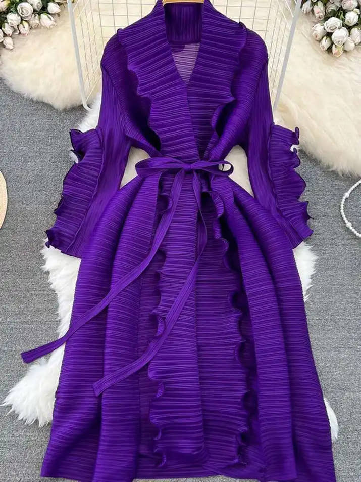 Elegant Lace Pleated Dress™
